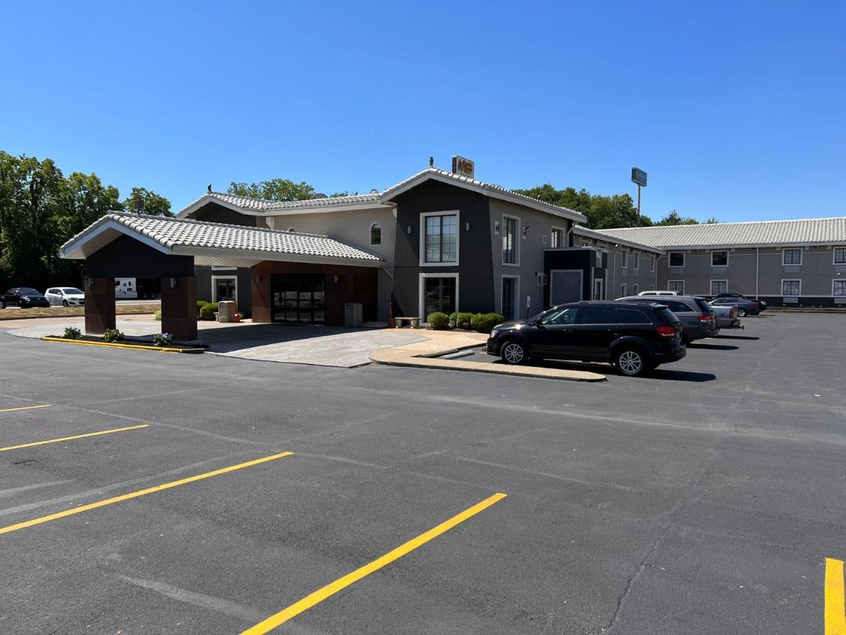 La Quinta Inn Lexington-Horse Park Экстерьер фото
