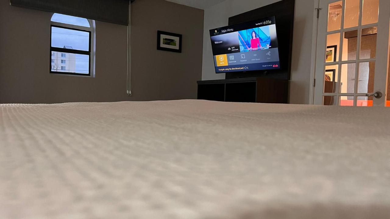 La Quinta Inn Lexington-Horse Park Экстерьер фото