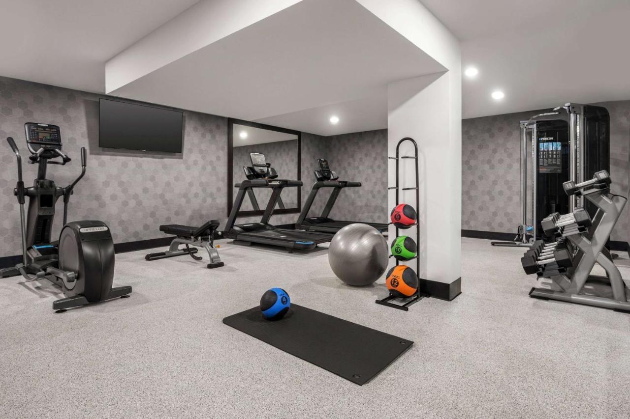 La Quinta Inn Lexington-Horse Park Экстерьер фото